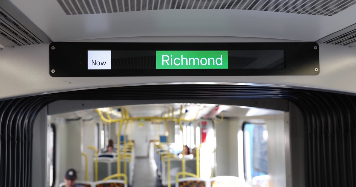 Passenger information display fitted inside a vehicle