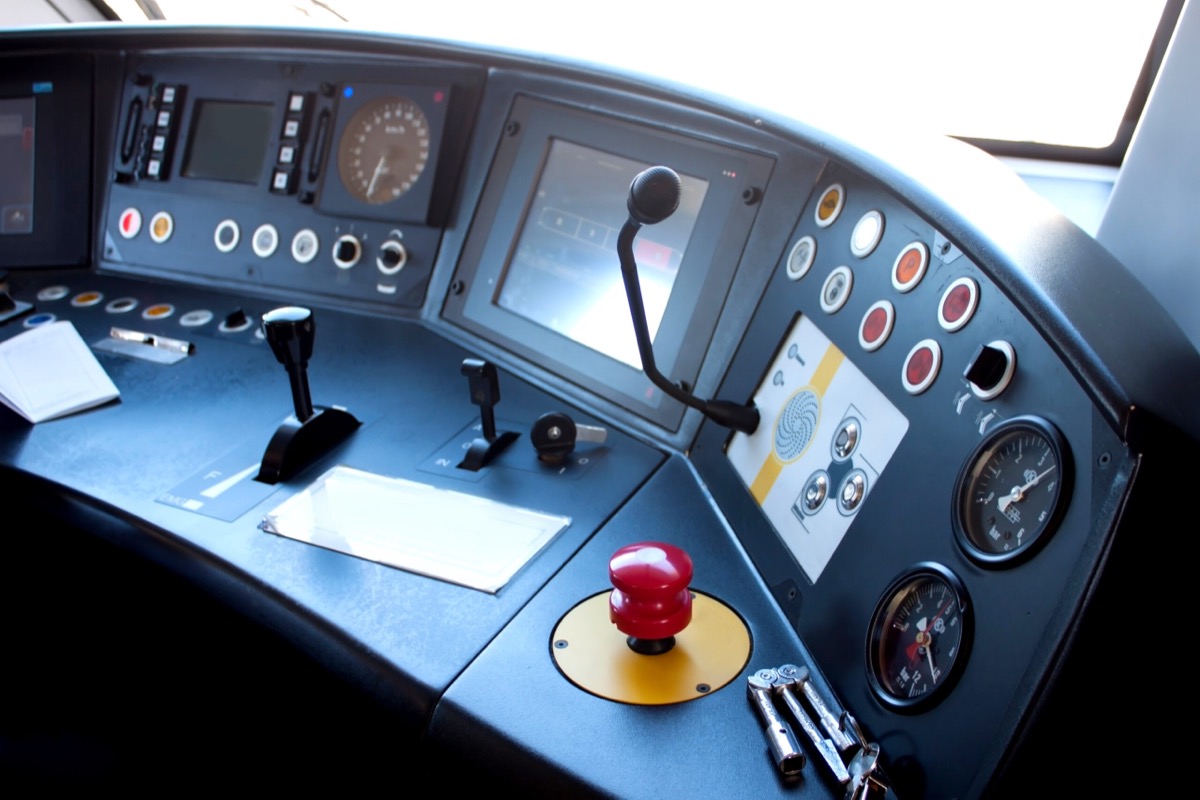 Train radio and communication equipment